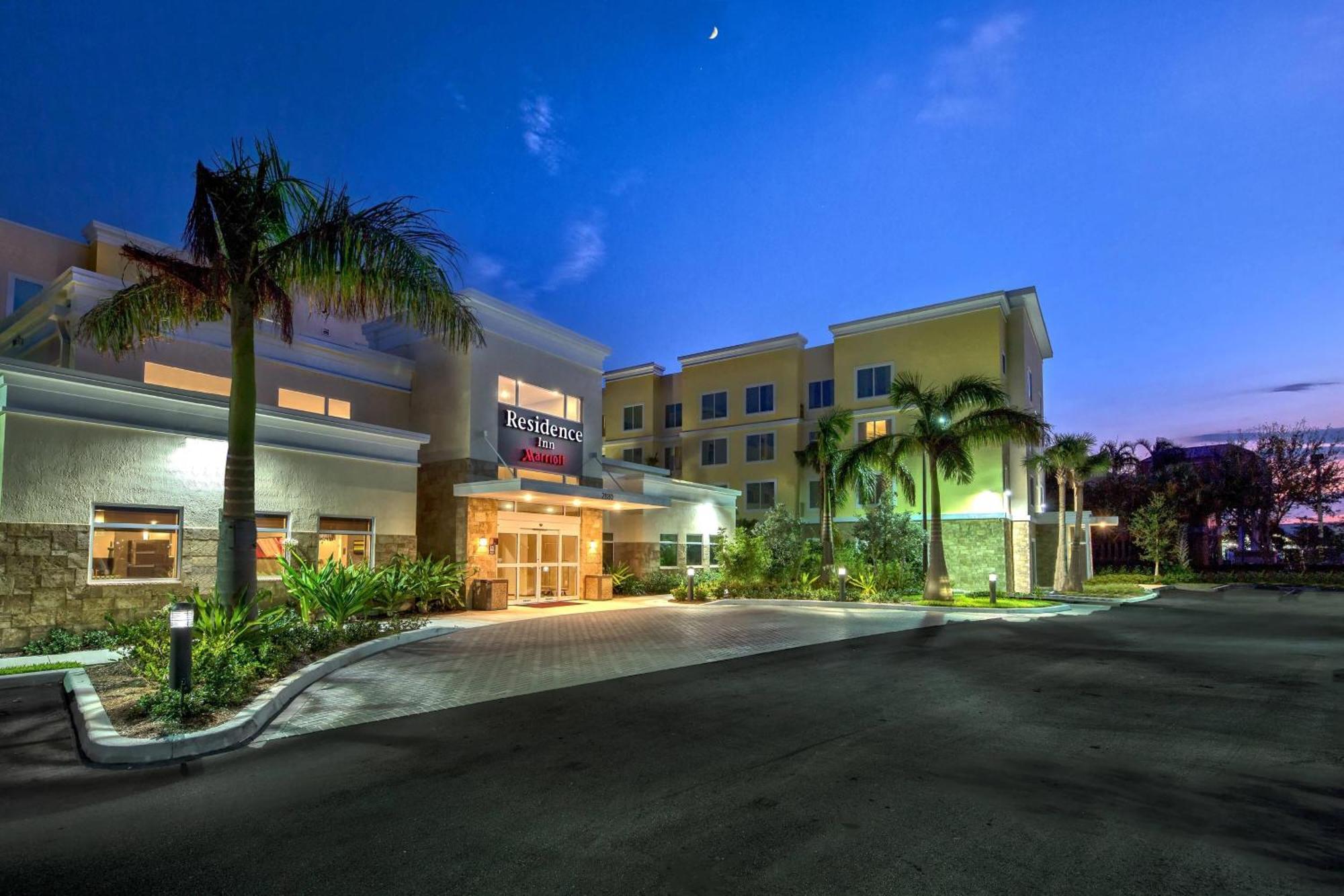 Residence Inn Fort Lauderdale Pompano Beach Central Exterior photo