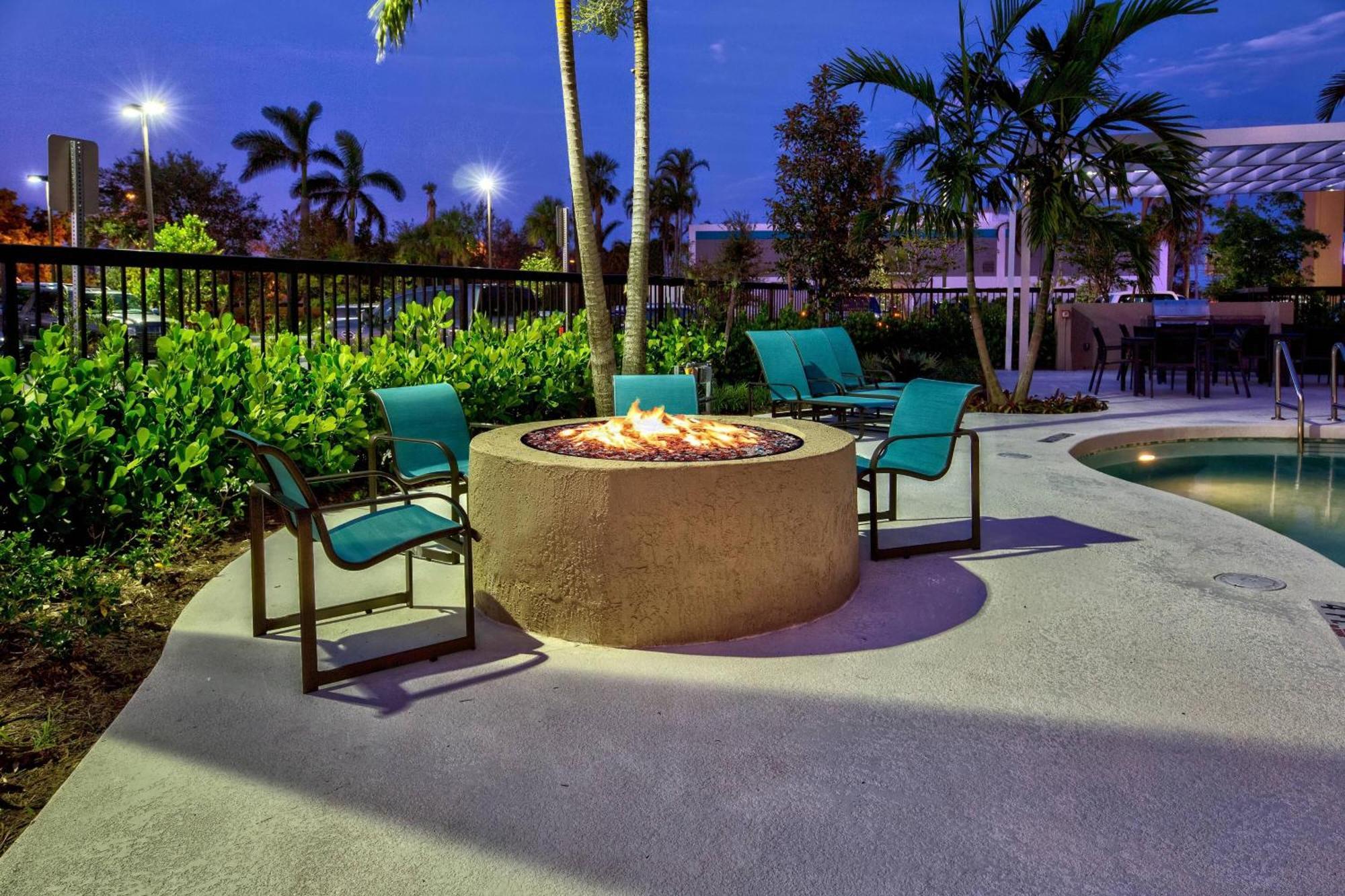 Residence Inn Fort Lauderdale Pompano Beach Central Exterior photo