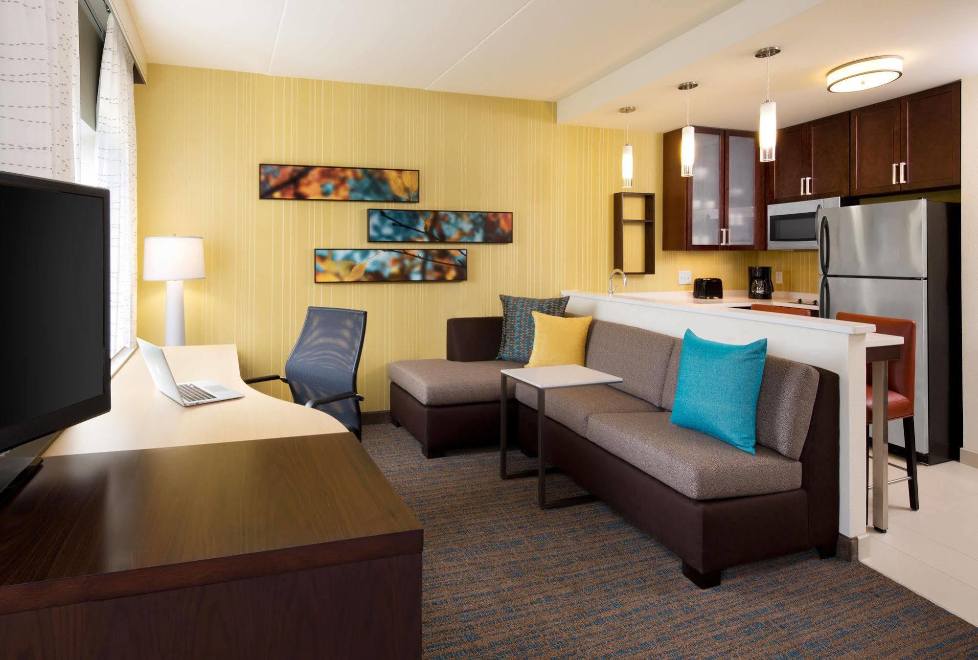 Residence Inn Fort Lauderdale Pompano Beach Central Exterior photo